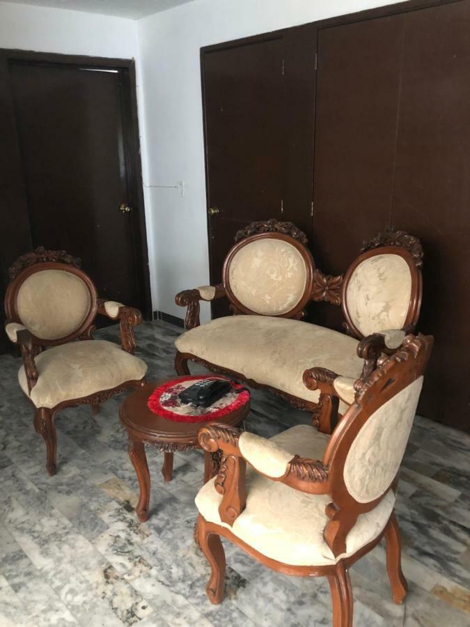 Hostal Guadalajara Cosmopolitan Providencia Esterno foto